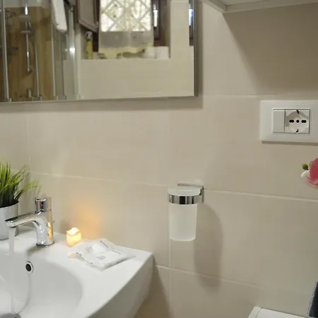 Дом отдыха La Dimora Nell'arco M G - Affitti Brevi Italia Л'Акуила