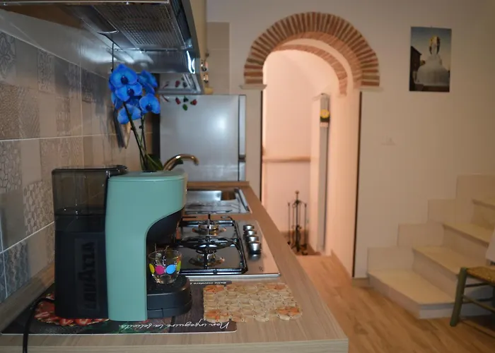 La Dimora Nell'arco M G - Affitti Brevi Italia * LʼAquila