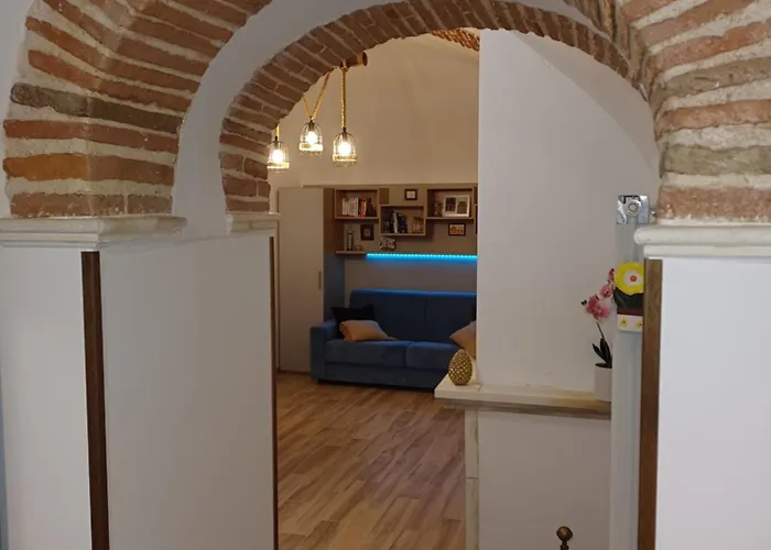 La Dimora Nell'arco M G - Affitti Brevi Italia *